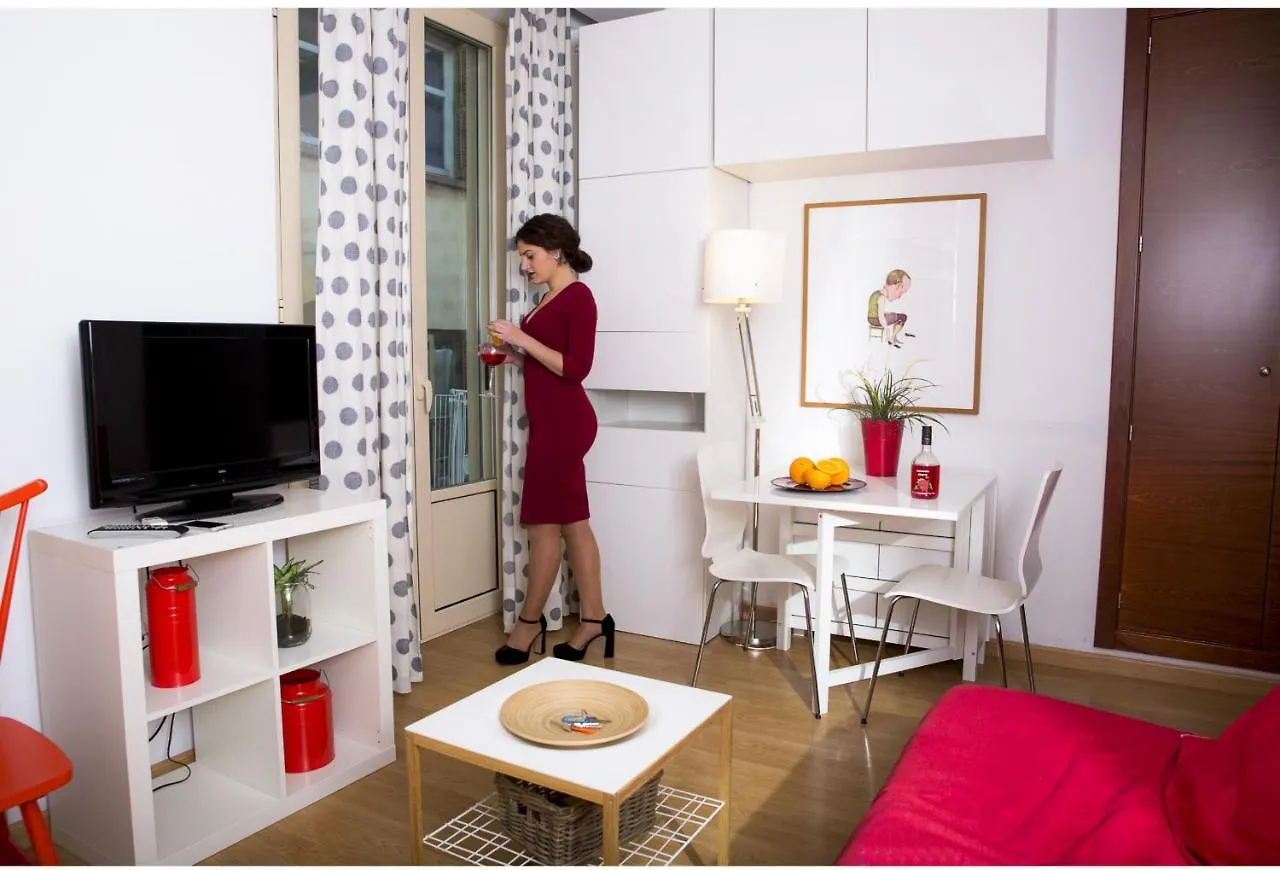 Sea & Wave Capitan Charming Duplex Apartment マラガ